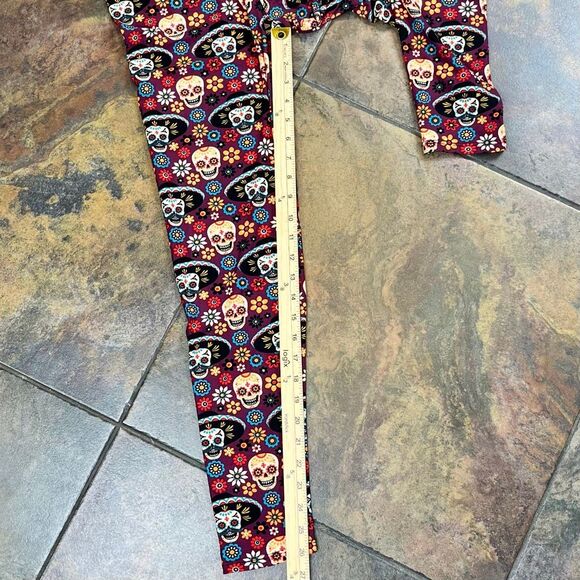 New! NWT Dream Leggings Day of the Dead Skulls One Size - Picture 8 of 9
